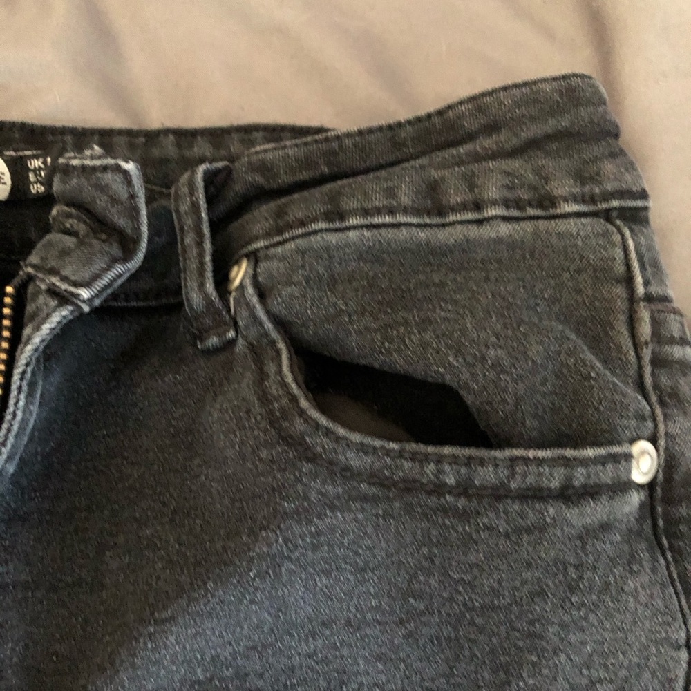 High waisted ripped knee skinny Jean - Picture 4 of 9